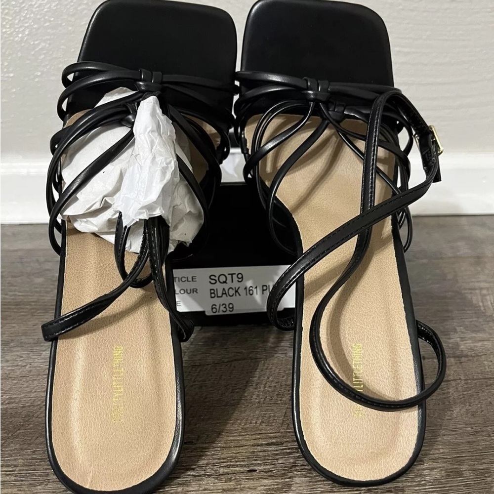 Pretty Little Thing Black Square Knotted multi Strap High Heeled Sandals Size 6 - Picture 8 of 11